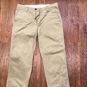 Mens size 34x32 Live Comfortable khaki pants